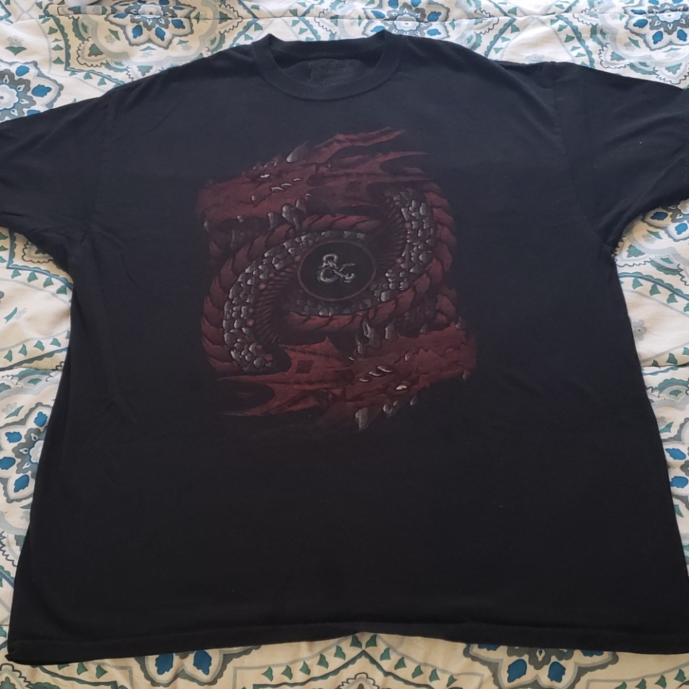 Black t shirt